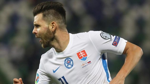 A jsme tam! Michal Ďuriš vystřelil Slovensku v Belfastu postup na EURO A jsme tam! Michal Ďuriš vystřelil Slovensku v Belfastu postup na EURO