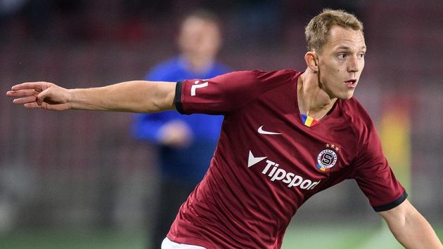 Lukáš Juliš ze Sparty Praha během utkání 14. kola Fortuna ligy. Lukáš Juliš ze Sparty Praha během utkání 14. kola Fortuna ligy.
