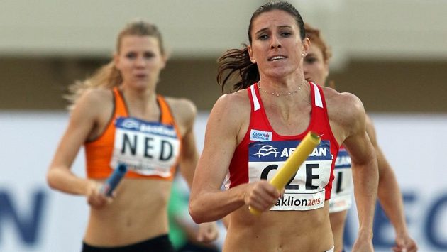 Zuzana Hejnová vede českou štafetu k vítězství na mistrovství Evropy družstev v Heraklionu. Zuzana Hejnová vede českou štafetu k vítězství na mistrovství Evropy družstev v Heraklionu.