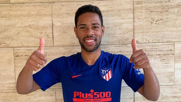 Brazilský fotbalista Renan Lodi z Atlétika Madrid Brazilský fotbalista Renan Lodi z Atlétika Madrid