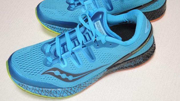 Běžecké boty Saucony Freedom ISO: na silnici jako hopík v kumbále. Běžecké boty Saucony Freedom ISO: na silnici jako hopík v kumbále.