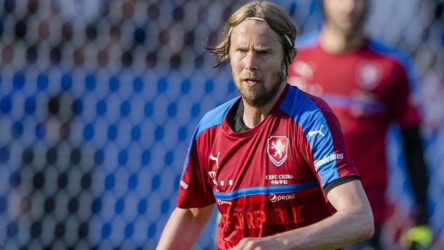 Jaroslav Plašil na úvodním tréninku české reprezentace v dějišti ME. Jaroslav Plašil na úvodním tréninku české reprezentace v dějišti ME.