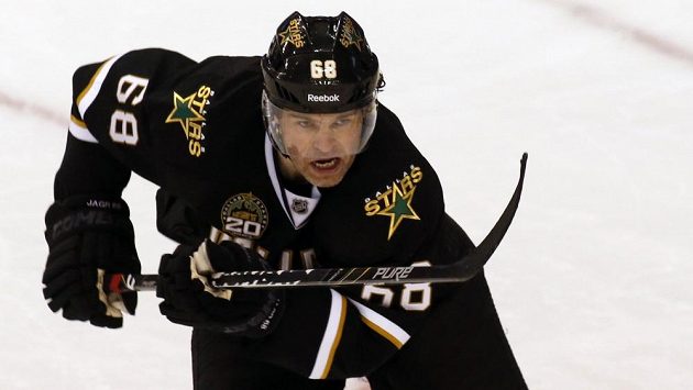 Jaromír Jágr v utkání proti Minnesotě, v němž zaznamenal svou 1000. asistenci. Jaromír Jágr v utkání proti Minnesotě, v němž zaznamenal svou 1000. asistenci.