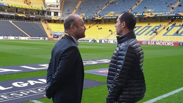 Generální manažer Pavel Hoftych (vlevo) a trenér Radoslav Látal po podzimní části ligy v Trnavě skončí. Generální manažer Pavel Hoftych (vlevo) a trenér Radoslav Látal po podzimní části ligy v Trnavě skončí.