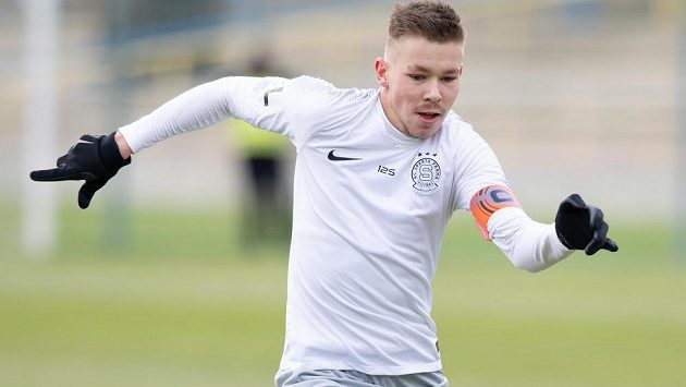 Fotbalista Dominik Plechatý míří ze Sparty na hostování do Jablonce. Fotbalista Dominik Plechatý míří ze Sparty na hostování do Jablonce.