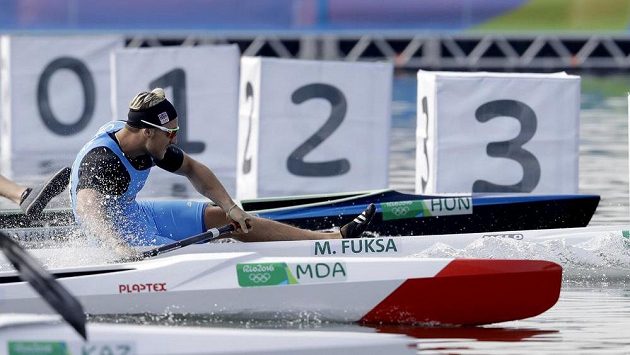 Martin Fuksa v cíli finále B na 200 metrů. Martin Fuksa v cíli finále B na 200 metrů.
