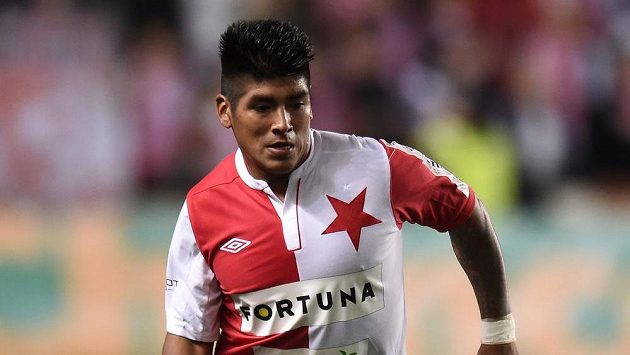 Aldo Baéz ještě v dresu Slavie při utkání s Brnem. Aldo Baéz ještě v dresu Slavie při utkání s Brnem.