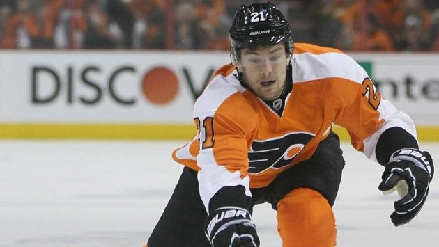 Útočník James van Riemsdyk ještě v dresu Philadelphie Útočník James van Riemsdyk ještě v dresu Philadelphie