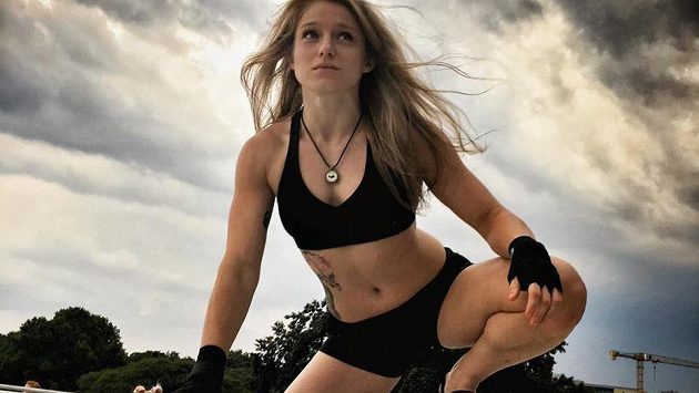 Sandra Medojed Mašková, zápasnice MMA. Sandra Medojed Mašková, zápasnice MMA.