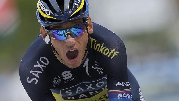 Roman Kreuziger v plném tempu na trati 17. etapy Tour de France. Roman Kreuziger v plném tempu na trati 17. etapy Tour de France.