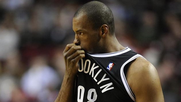 Basketbalista Brooklynu Jason Collins. Basketbalista Brooklynu Jason Collins.