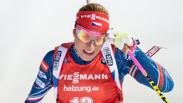 Gabriela Koukalová v cíli stíhacího závodu v Novém Městě na Moravě. Gabriela Koukalová v cíli stíhacího závodu v Novém Městě na Moravě.