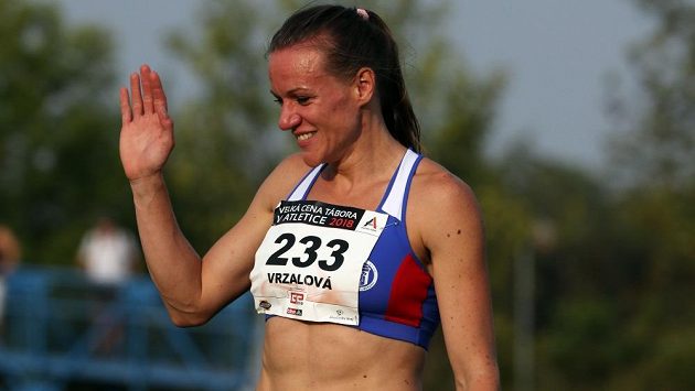 Vítkovická běžkyně Simona Vrzalová. Vítkovická běžkyně Simona Vrzalová.