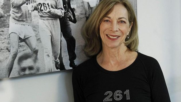 Kathrine Switzer je dnes 68 let. Stále běhá. Kathrine Switzer je dnes 68 let. Stále běhá.