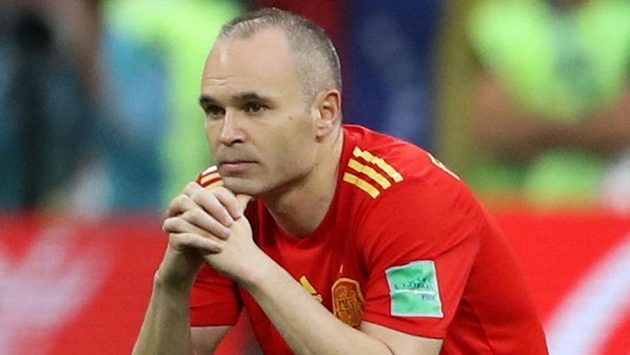 Andres Iniesta už ví, že odehrál poslední zápas za španělskou reprezentaci... Andres Iniesta už ví, že odehrál poslední zápas za španělskou reprezentaci...