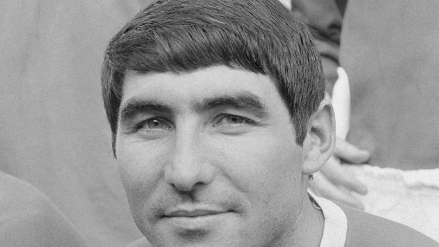 Ve věku 78 let zemřela legenda fotbalového Manchesteru United - Tony Dunne. Ve věku 78 let zemřela legenda fotbalového Manchesteru United - Tony Dunne.