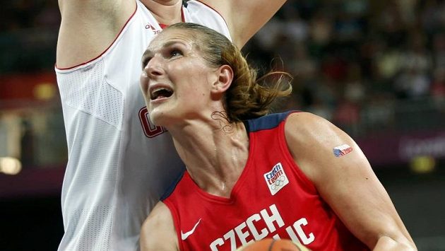 Česká basketbalistka Ilona Burgrová Česká basketbalistka Ilona Burgrová