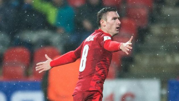 Jaromír Zmrhal věří, že v Rusku dostane příležitost od začátku zápasu. Jaromír Zmrhal věří, že v Rusku dostane příležitost od začátku zápasu.