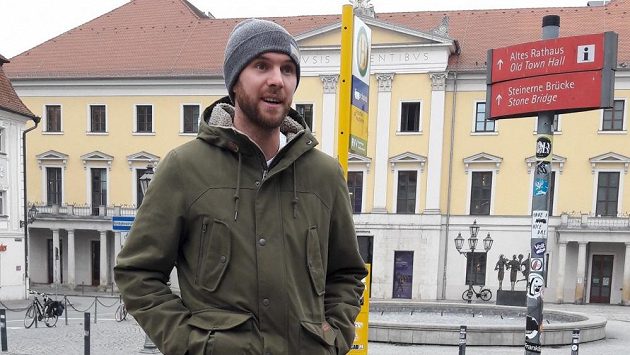 Marek Kysela v Regensburgu, kam si občas vyrazí na kávu z městečka Donaustauf, za které nastupuje v páté nejvyšší soutěži. Marek Kysela v Regensburgu, kam si občas vyrazí na kávu z městečka Donaustauf, za které nastupuje v páté nejvyšší soutěži.