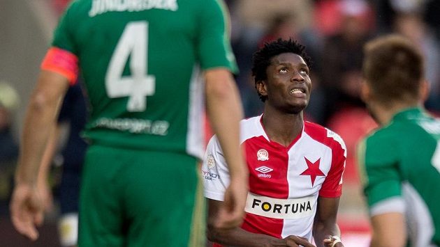 Obránci Simonu Delimu ze Slavie skončila sezóna. Obránci Simonu Delimu ze Slavie skončila sezóna.