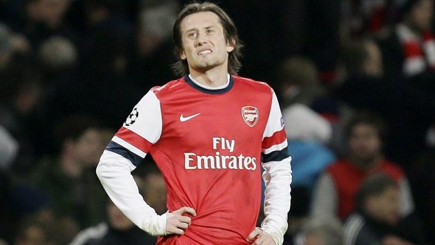 Zklamaný Tomáš Rosický po zápase Ligy mistrů s Bayernem. Zklamaný Tomáš Rosický po zápase Ligy mistrů s Bayernem.