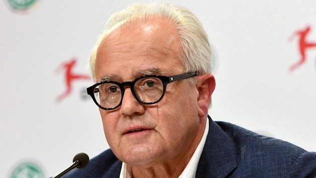 Prezident Německého fotbalového Fritz Keller během tiskové konference. Prezident Německého fotbalového Fritz Keller během tiskové konference.