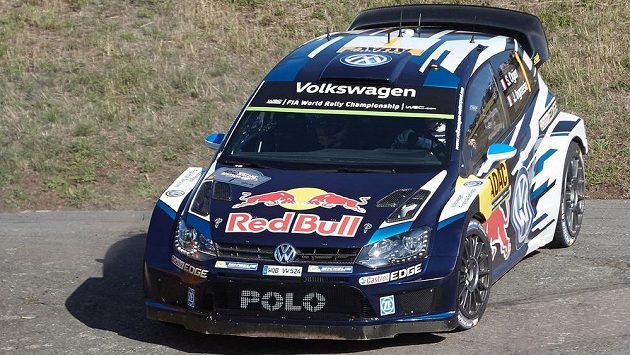 Sébastien Ogier a Julien Ingrassia se svým Volkswagenem Polo R WRC ovládli Německou rallye. Sébastien Ogier a Julien Ingrassia se svým Volkswagenem Polo R WRC ovládli Německou rallye.