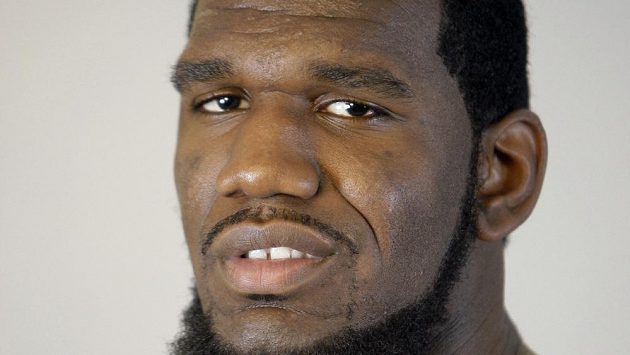 Greg Oden - talentovaný pivot, kterého brzdí zranění. Greg Oden - talentovaný pivot, kterého brzdí zranění.