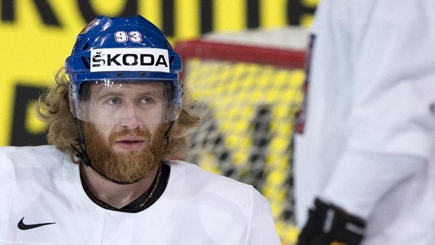 Jakub Voráček a David Pastrňák Jakub Voráček a David Pastrňák