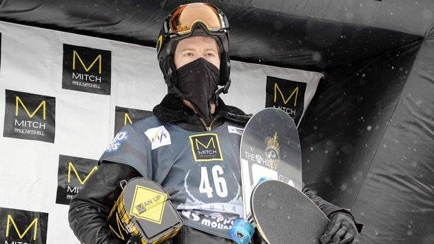 Dvojnásobný olympijský vítěz ve snowboardingu Shaun White. Dvojnásobný olympijský vítěz ve snowboardingu Shaun White.