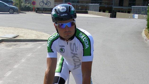 Jiří Ježek před úterním tréninkem nedaleko startu středeční časovky Tour de France. Jiří Ježek před úterním tréninkem nedaleko startu středeční časovky Tour de France.