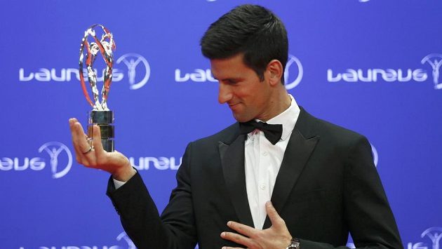 Srbský tenista Novak Djokovič s oceněním Laureus pro nejlepšího sportovce za uplynulý rok. Srbský tenista Novak Djokovič s oceněním Laureus pro nejlepšího sportovce za uplynulý rok.