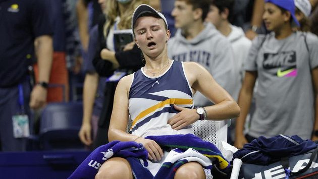 Vyčerpaná Barbora Krejčíková měla v osmifinále US Open potíže s dýcháním Vyčerpaná Barbora Krejčíková měla v osmifinále US Open potíže s dýcháním