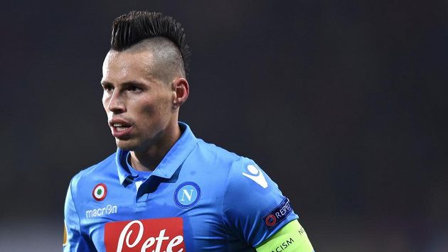 Neapolský záložník Marek Hamšík zatím do Číny nejde Neapolský záložník Marek Hamšík zatím do Číny nejde