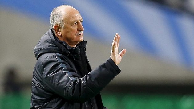 Luiz Felipe Scolari během čtvrtfinále Mistrovství světa fotbalových klubů v Japonsku. Luiz Felipe Scolari během čtvrtfinále Mistrovství světa fotbalových klubů v Japonsku.