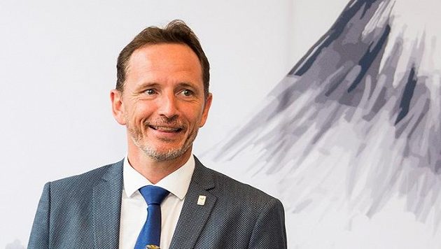 Bývalý stolní tenista Saive je novým prezidentem Belgického olympijského výboru. Bývalý stolní tenista Saive je novým prezidentem Belgického olympijského výboru.