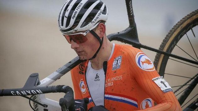 Mathieu van der Poel z Nizozemska. Mathieu van der Poel z Nizozemska.