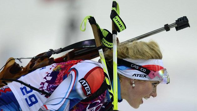 Česká biatlonistka Gabriela Soukalová v cíli stíhacího závodu na 10 km. Česká biatlonistka Gabriela Soukalová v cíli stíhacího závodu na 10 km.