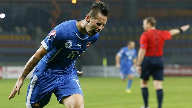 Marek Hamšík zařídil dvěma góly vítězství Slovenska v Bělorusku. Marek Hamšík zařídil dvěma góly vítězství Slovenska v Bělorusku.