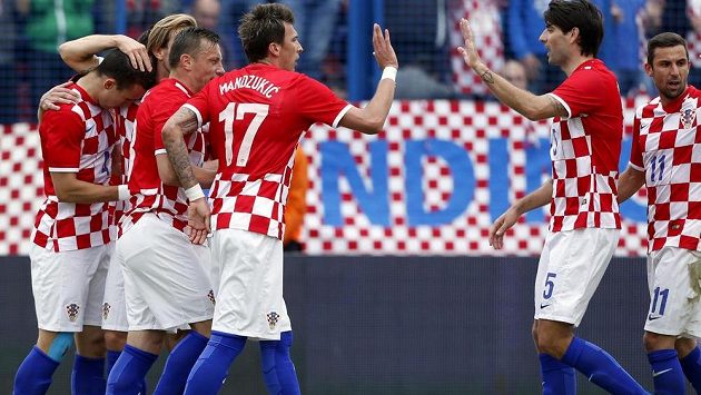 Fotbalisty Chorvatska trápí rozsáhlá marodka. Fotbalisty Chorvatska trápí rozsáhlá marodka.