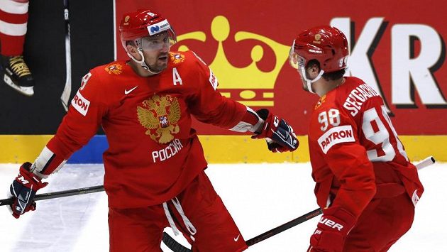 Gólu proti Švédům se dočkal i Alexandr Ovečkin, vpravo Michail Sergačov. Gólu proti Švédům se dočkal i Alexandr Ovečkin, vpravo Michail Sergačov.
