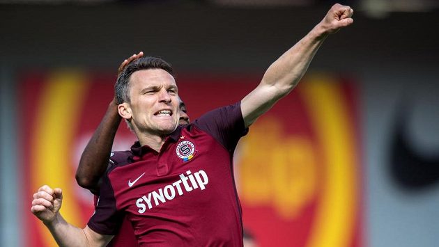 Sparťanský útočník David Lafata vstřelil loni na jaře Jihlavě pět gólů. Sparťanský útočník David Lafata vstřelil loni na jaře Jihlavě pět gólů.