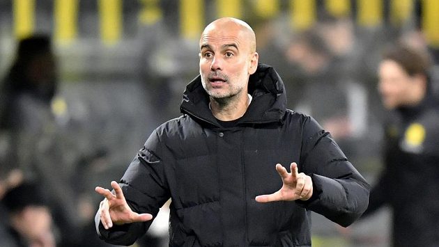 Trenér fotbalistů Manchesteru City Pep Guardiola. Trenér fotbalistů Manchesteru City Pep Guardiola.