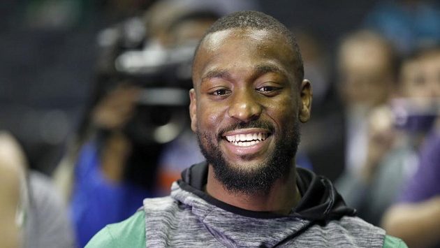 Dojatá hvězda Bostonu Celtics - Kemba Walker. Dojatá hvězda Bostonu Celtics - Kemba Walker.