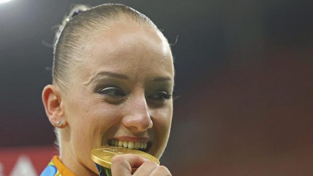 Sanne Weversová je nejstarší vítězkou OH na kladině od dob Evy Bosákové. Sanne Weversová je nejstarší vítězkou OH na kladině od dob Evy Bosákové.
