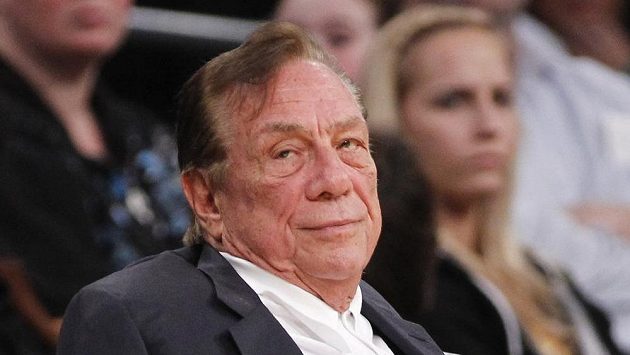 Suspendovaný majitel basketbalistů Los Angeles Clippers Donald Sterling Suspendovaný majitel basketbalistů Los Angeles Clippers Donald Sterling