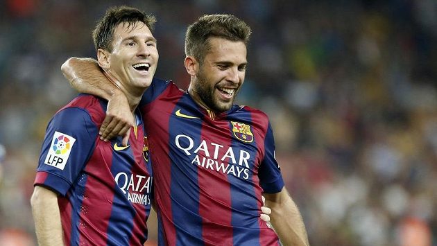 Barcelonský Lionel Messi (vlevo) s Jordim Albou takhle slavili po gólu v nedávném střetnutí proti Elche. Barcelonský Lionel Messi (vlevo) s Jordim Albou takhle slavili po gólu v nedávném střetnutí proti Elche.