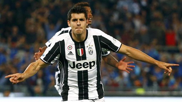 Alvaro Morata trefil Juventusu pohár. Alvaro Morata trefil Juventusu pohár.