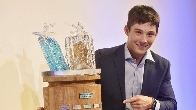 Vyhlášení nejlepších sportovců na divoké vodě - celkovým vítězem alias Divočákem roku 2018 se stal Jiří Prskavec. Vyhlášení nejlepších sportovců na divoké vodě - celkovým vítězem alias Divočákem roku 2018 se stal Jiří Prskavec.