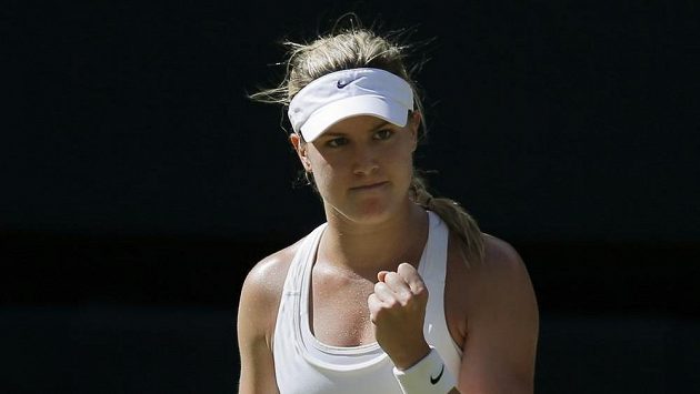 Kanaďanka Eugenie Bouchardová se raduje z postupu do finále Wimbledonu. Kanaďanka Eugenie Bouchardová se raduje z postupu do finále Wimbledonu.